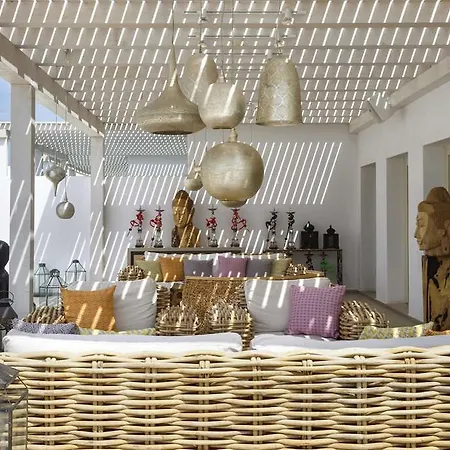 Myconian Naia Otel 5*