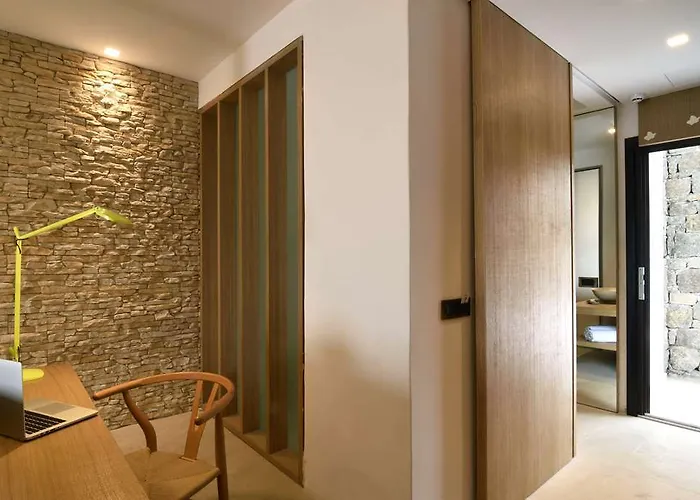 Myconian Naia 5* Mykonos Town